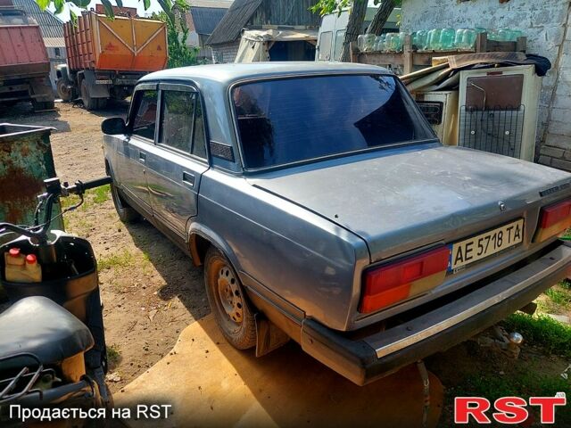 Серый ВАЗ 2107, объемом двигателя 1.5 л и пробегом 0 тыс. км за 1080 $, фото 3 на Automoto.ua