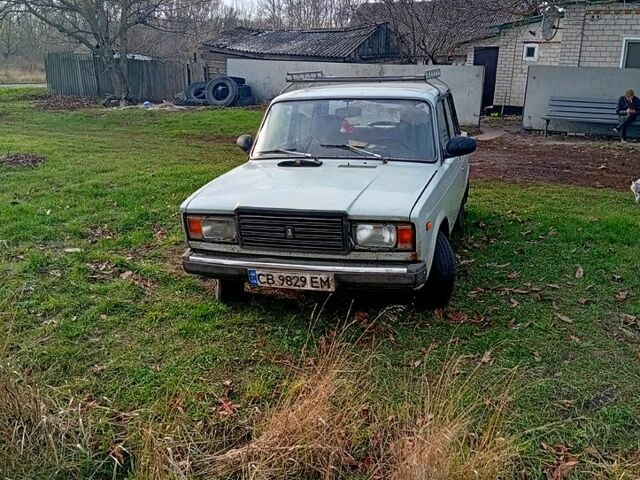 Серый ВАЗ 2107, объемом двигателя 1.5 л и пробегом 163 тыс. км за 600 $, фото 2 на Automoto.ua