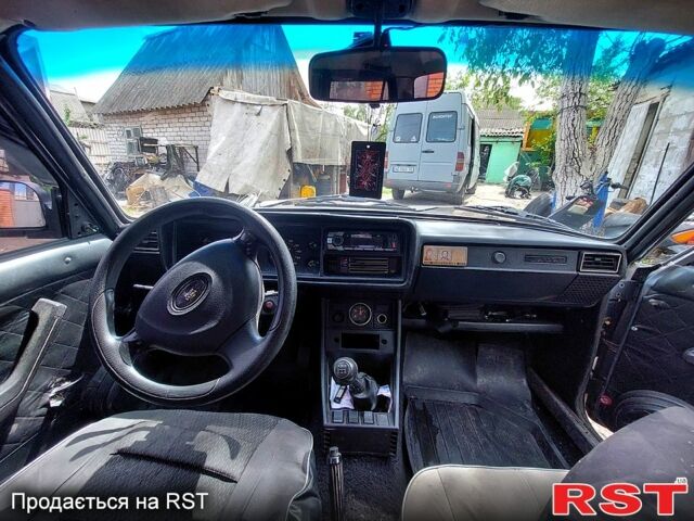 Серый ВАЗ 2107, объемом двигателя 1.5 л и пробегом 0 тыс. км за 1080 $, фото 4 на Automoto.ua