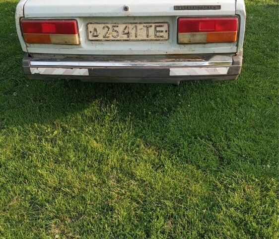 Серый ВАЗ 2107, объемом двигателя 0 л и пробегом 3 тыс. км за 350 $, фото 2 на Automoto.ua