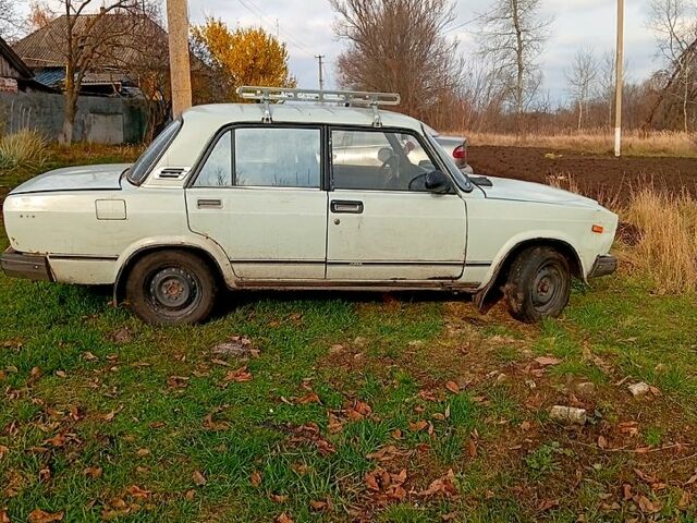 Серый ВАЗ 2107, объемом двигателя 1.5 л и пробегом 163 тыс. км за 600 $, фото 1 на Automoto.ua