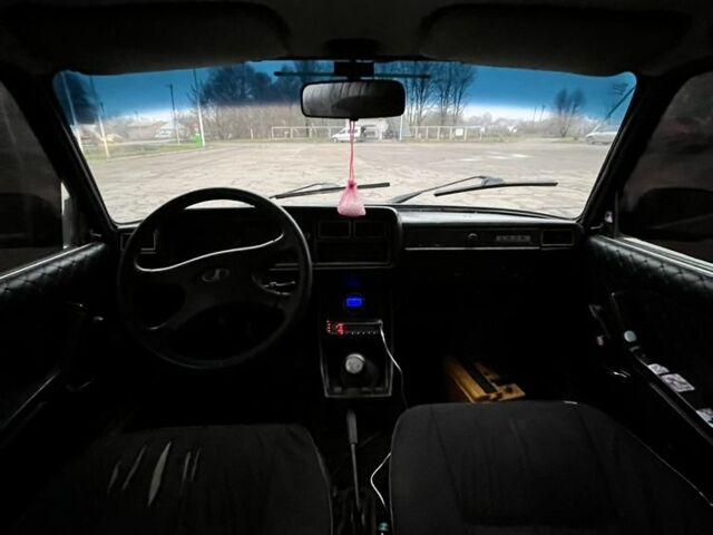 Серый ВАЗ 2107, объемом двигателя 1.6 л и пробегом 100 тыс. км за 710 $, фото 4 на Automoto.ua