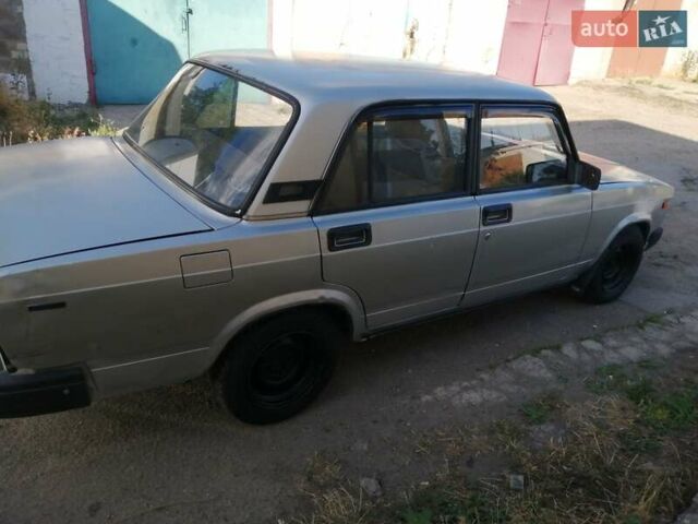 Серый ВАЗ 2107, объемом двигателя 1.45 л и пробегом 82 тыс. км за 528 $, фото 8 на Automoto.ua