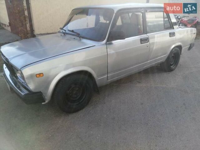 Серый ВАЗ 2107, объемом двигателя 1.45 л и пробегом 82 тыс. км за 528 $, фото 3 на Automoto.ua