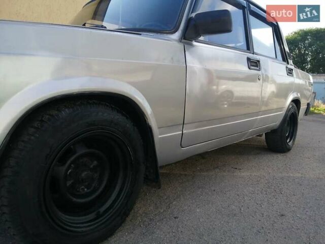Серый ВАЗ 2107, объемом двигателя 1.45 л и пробегом 82 тыс. км за 528 $, фото 4 на Automoto.ua