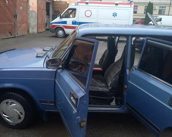 Серый ВАЗ 2107, объемом двигателя 1.5 л и пробегом 100 тыс. км за 1500 $, фото 2 на Automoto.ua