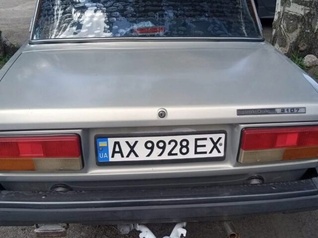 Серый ВАЗ 2107, объемом двигателя 1.5 л и пробегом 250 тыс. км за 1200 $, фото 1 на Automoto.ua