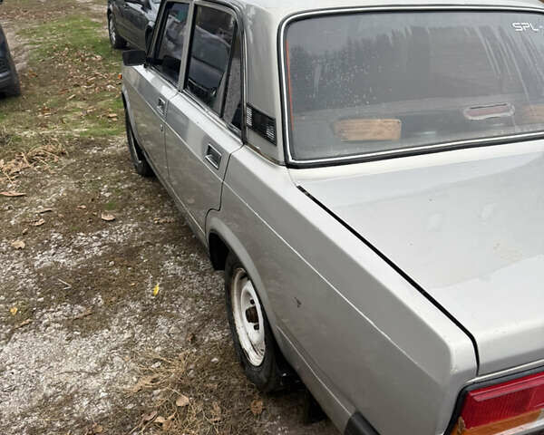 Серый ВАЗ 2107, объемом двигателя 1.45 л и пробегом 126 тыс. км за 1500 $, фото 2 на Automoto.ua