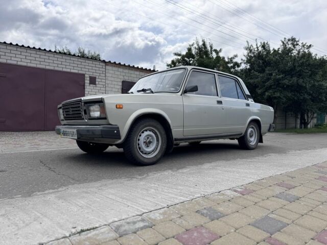 Сірий ВАЗ 2107, об'ємом двигуна 1.45 л та пробігом 126 тис. км за 2130 $, фото 1 на Automoto.ua