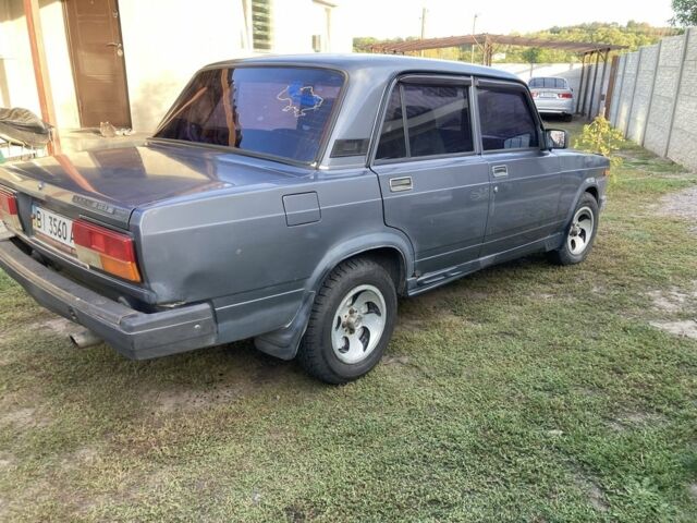 Серый ВАЗ 2107, объемом двигателя 1.5 л и пробегом 150 тыс. км за 950 $, фото 2 на Automoto.ua