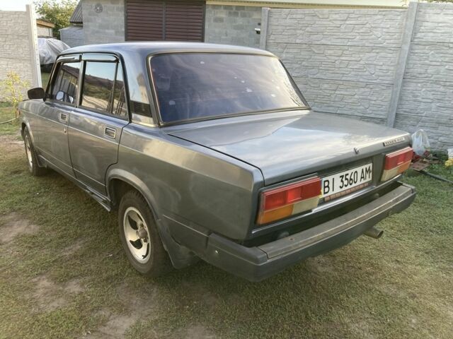 Серый ВАЗ 2107, объемом двигателя 1.5 л и пробегом 150 тыс. км за 950 $, фото 3 на Automoto.ua