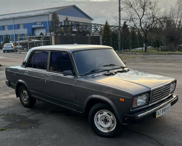 Серый ВАЗ 2107, объемом двигателя 1.5 л и пробегом 80 тыс. км за 1199 $, фото 1 на Automoto.ua