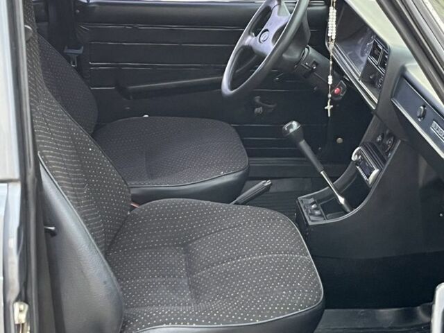 Серый ВАЗ 2107, объемом двигателя 1.5 л и пробегом 76 тыс. км за 1199 $, фото 11 на Automoto.ua