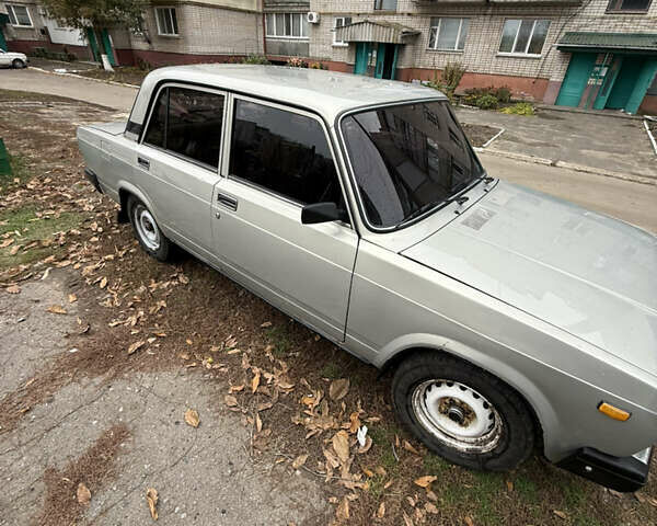 Серый ВАЗ 2107, объемом двигателя 1.45 л и пробегом 126 тыс. км за 1500 $, фото 4 на Automoto.ua