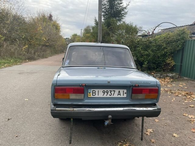Серый ВАЗ 2107, объемом двигателя 0 л и пробегом 40 тыс. км за 912 $, фото 3 на Automoto.ua