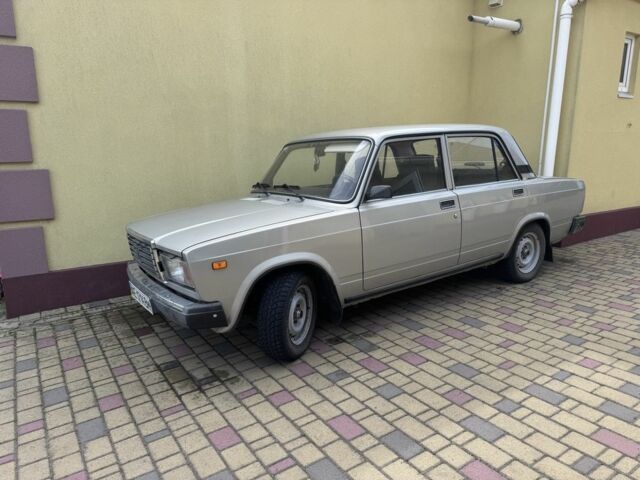 Сірий ВАЗ 2107, об'ємом двигуна 1.45 л та пробігом 126 тис. км за 2130 $, фото 6 на Automoto.ua