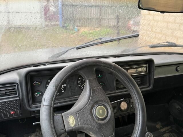 Серый ВАЗ 2107, объемом двигателя 1.5 л и пробегом 3 тыс. км за 1183 $, фото 3 на Automoto.ua