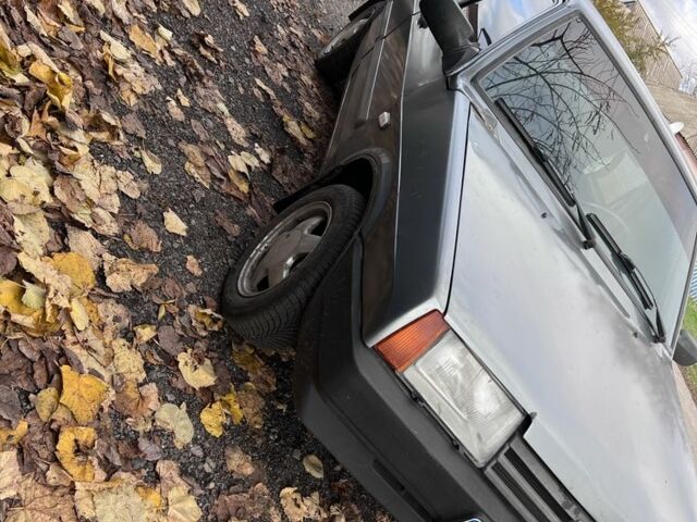 Серый ВАЗ 2107, объемом двигателя 1.5 л и пробегом 190 тыс. км за 1850 $, фото 3 на Automoto.ua