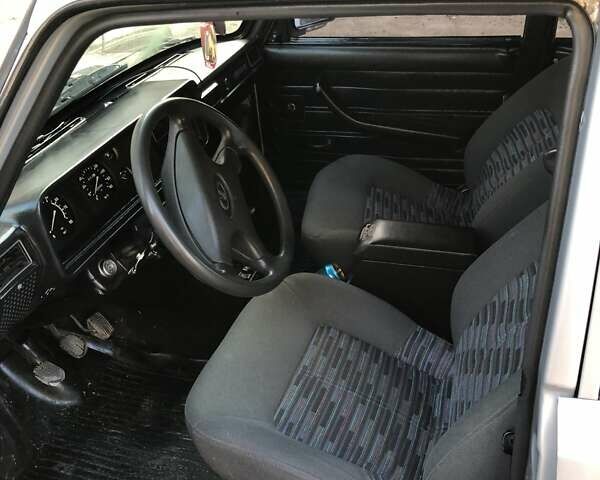 Серый ВАЗ 2107, объемом двигателя 1.5 л и пробегом 100 тыс. км за 850 $, фото 9 на Automoto.ua