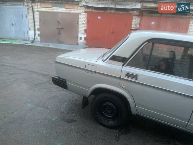 Сірий ВАЗ 2107, об'ємом двигуна 1.45 л та пробігом 70 тис. км за 1450 $, фото 6 на Automoto.ua