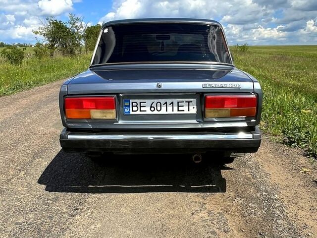 Серый ВАЗ 2107, объемом двигателя 1.5 л и пробегом 71 тыс. км за 2100 $, фото 4 на Automoto.ua
