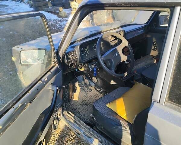 Серый ВАЗ 2107, объемом двигателя 1.45 л и пробегом 138 тыс. км за 999 $, фото 2 на Automoto.ua