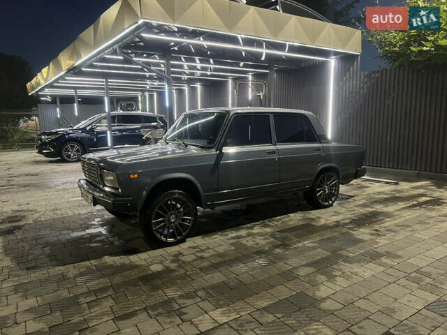 Сірий ВАЗ 2107, об'ємом двигуна 1.6 л та пробігом 37 тис. км за 3500 $, фото 2 на Automoto.ua