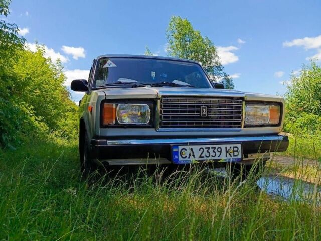 Сірий ВАЗ 2107, об'ємом двигуна 1.5 л та пробігом 40 тис. км за 1300 $, фото 2 на Automoto.ua