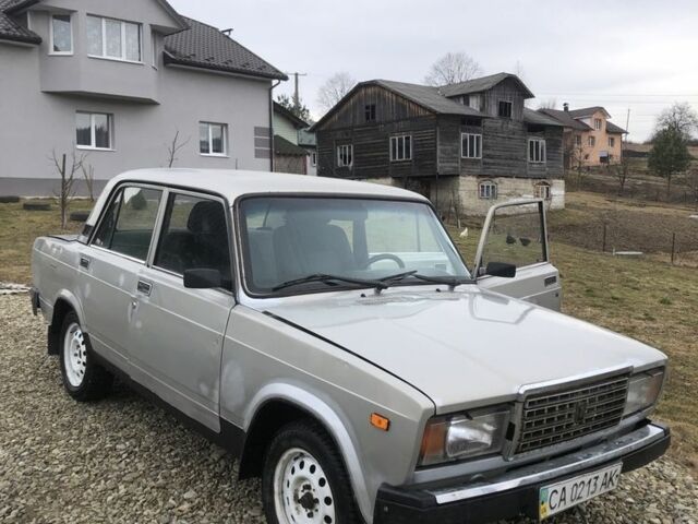 Серый ВАЗ 2107, объемом двигателя 1.5 л и пробегом 53 тыс. км за 600 $, фото 2 на Automoto.ua