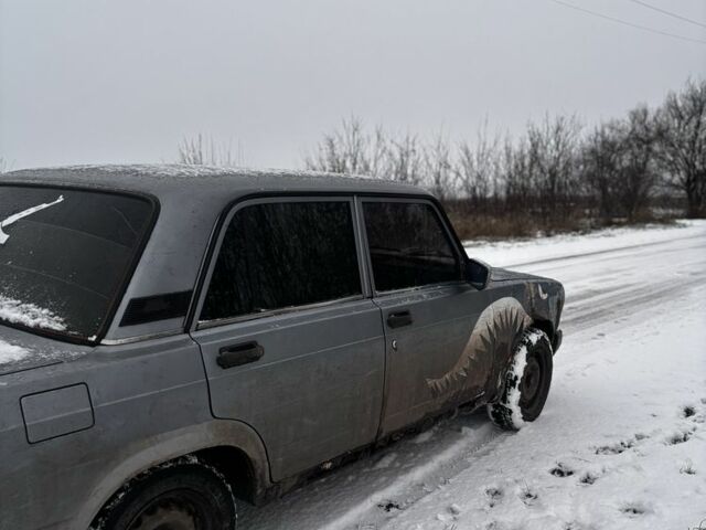 Сірий ВАЗ 2107, об'ємом двигуна 1.5 л та пробігом 3 тис. км за 712 $, фото 3 на Automoto.ua