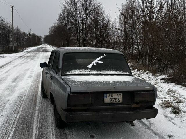 Сірий ВАЗ 2107, об'ємом двигуна 1.5 л та пробігом 3 тис. км за 712 $, фото 2 на Automoto.ua