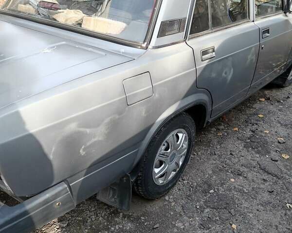 Серый ВАЗ 2107, объемом двигателя 1.5 л и пробегом 86 тыс. км за 1570 $, фото 2 на Automoto.ua