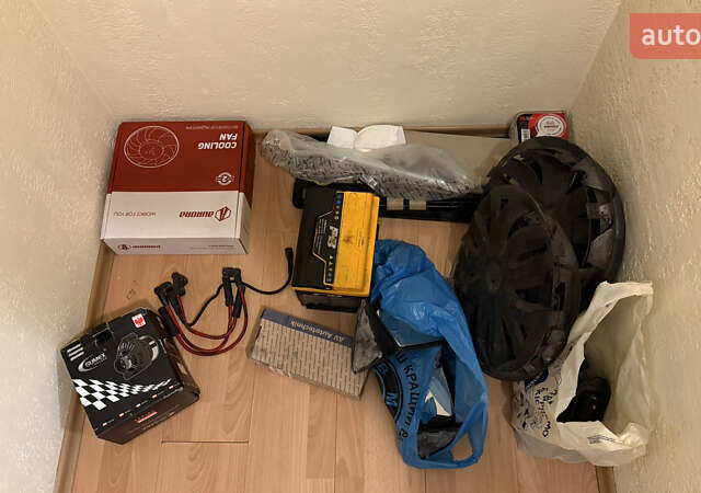 Сірий ВАЗ 2107, об'ємом двигуна 1.6 л та пробігом 66 тис. км за 1650 $, фото 11 на Automoto.ua