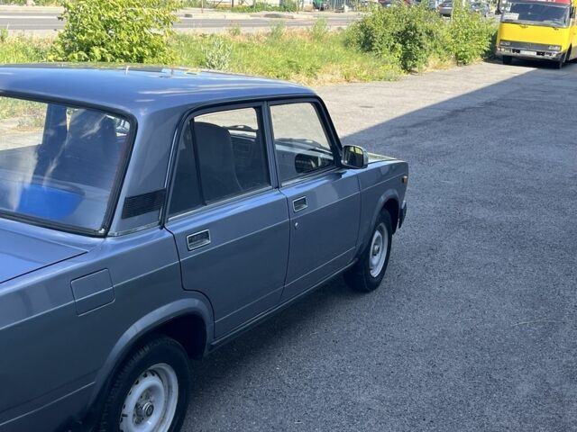 Сірий ВАЗ 2107, об'ємом двигуна 1.5 л та пробігом 82 тис. км за 1350 $, фото 5 на Automoto.ua