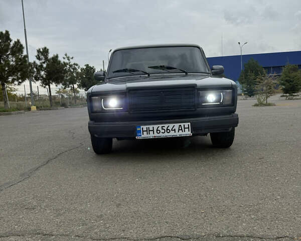 Серый ВАЗ 2107, объемом двигателя 1.69 л и пробегом 114 тыс. км за 2500 $, фото 3 на Automoto.ua