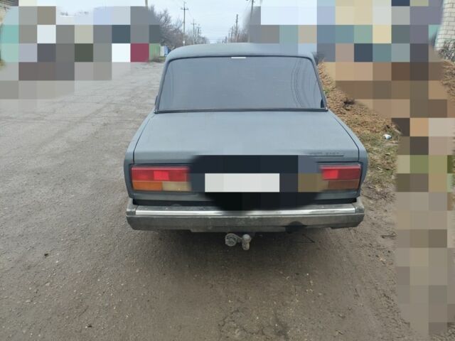 Серый ВАЗ 2107, объемом двигателя 1.5 л и пробегом 150 тыс. км за 1302 $, фото 3 на Automoto.ua