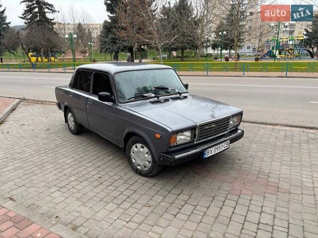 Серый ВАЗ 2107, объемом двигателя 1.5 л и пробегом 187 тыс. км за 1250 $, фото 2 на Automoto.ua