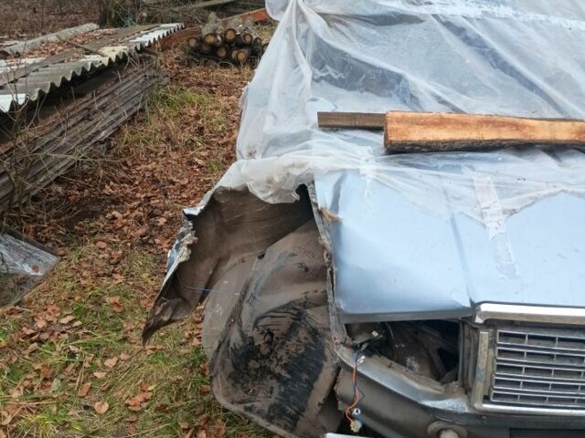 Серый ВАЗ 2107, объемом двигателя 1 л и пробегом 65 тыс. км за 900 $, фото 1 на Automoto.ua