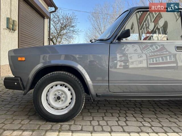 Серый ВАЗ 2107, объемом двигателя 1.5 л и пробегом 22 тыс. км за 2700 $, фото 1 на Automoto.ua