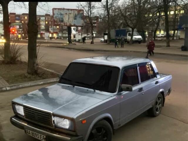 Серый ВАЗ 2107, объемом двигателя 1.5 л и пробегом 138 тыс. км за 1350 $, фото 17 на Automoto.ua