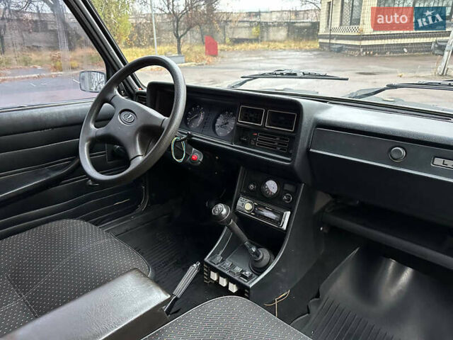 Серый ВАЗ 2107, объемом двигателя 1.5 л и пробегом 77 тыс. км за 1999 $, фото 18 на Automoto.ua