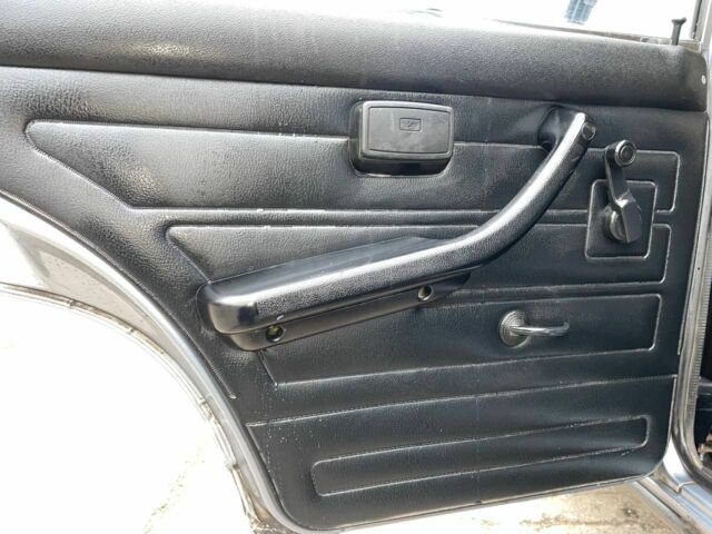 Серый ВАЗ 2107, объемом двигателя 1.5 л и пробегом 80 тыс. км за 1500 $, фото 10 на Automoto.ua