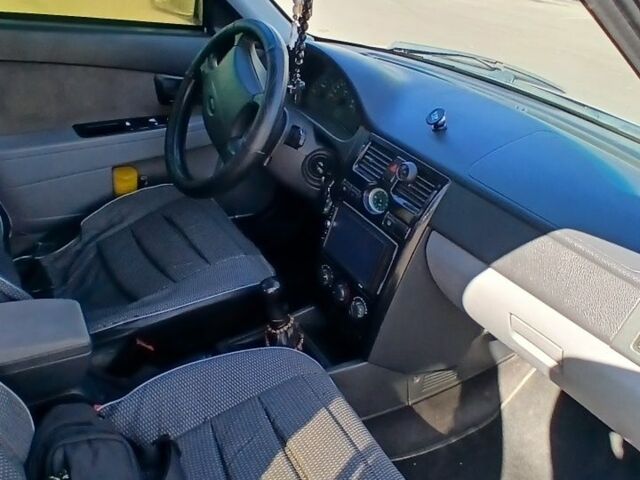 Сірий ВАЗ 2107, об'ємом двигуна 1.6 л та пробігом 164 тис. км за 1900 $, фото 3 на Automoto.ua
