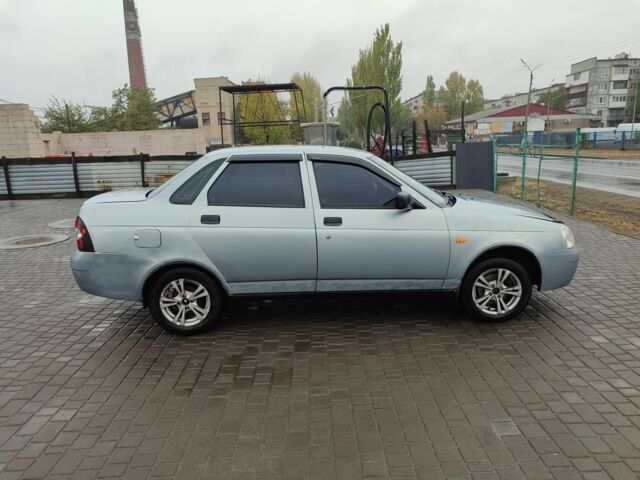 Серый ВАЗ 2107, объемом двигателя 0 л и пробегом 282 тыс. км за 2000 $, фото 3 на Automoto.ua