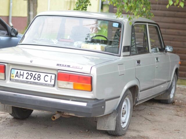 Серый ВАЗ 2107, объемом двигателя 1.5 л и пробегом 34 тыс. км за 2800 $, фото 8 на Automoto.ua