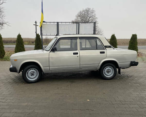 Серый ВАЗ 2107, объемом двигателя 1.45 л и пробегом 330 тыс. км за 1800 $, фото 4 на Automoto.ua