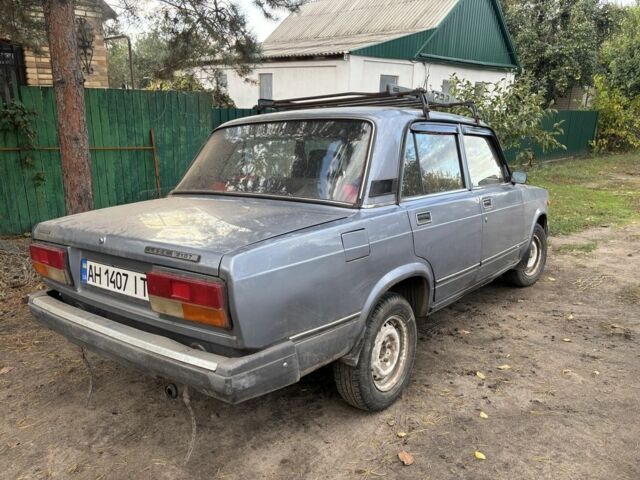 Серый ВАЗ 2107, объемом двигателя 1.5 л и пробегом 46 тыс. км за 1000 $, фото 2 на Automoto.ua