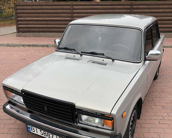 Серый ВАЗ 2107, объемом двигателя 1.45 л и пробегом 89 тыс. км за 1950 $, фото 3 на Automoto.ua