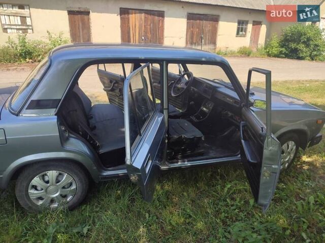 Серый ВАЗ 2107, объемом двигателя 1.45 л и пробегом 62 тыс. км за 2499 $, фото 4 на Automoto.ua