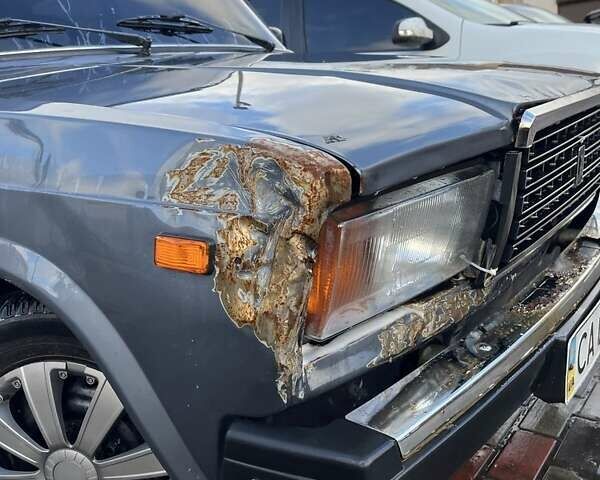 Сірий ВАЗ 2107, об'ємом двигуна 1.5 л та пробігом 88 тис. км за 1000 $, фото 2 на Automoto.ua